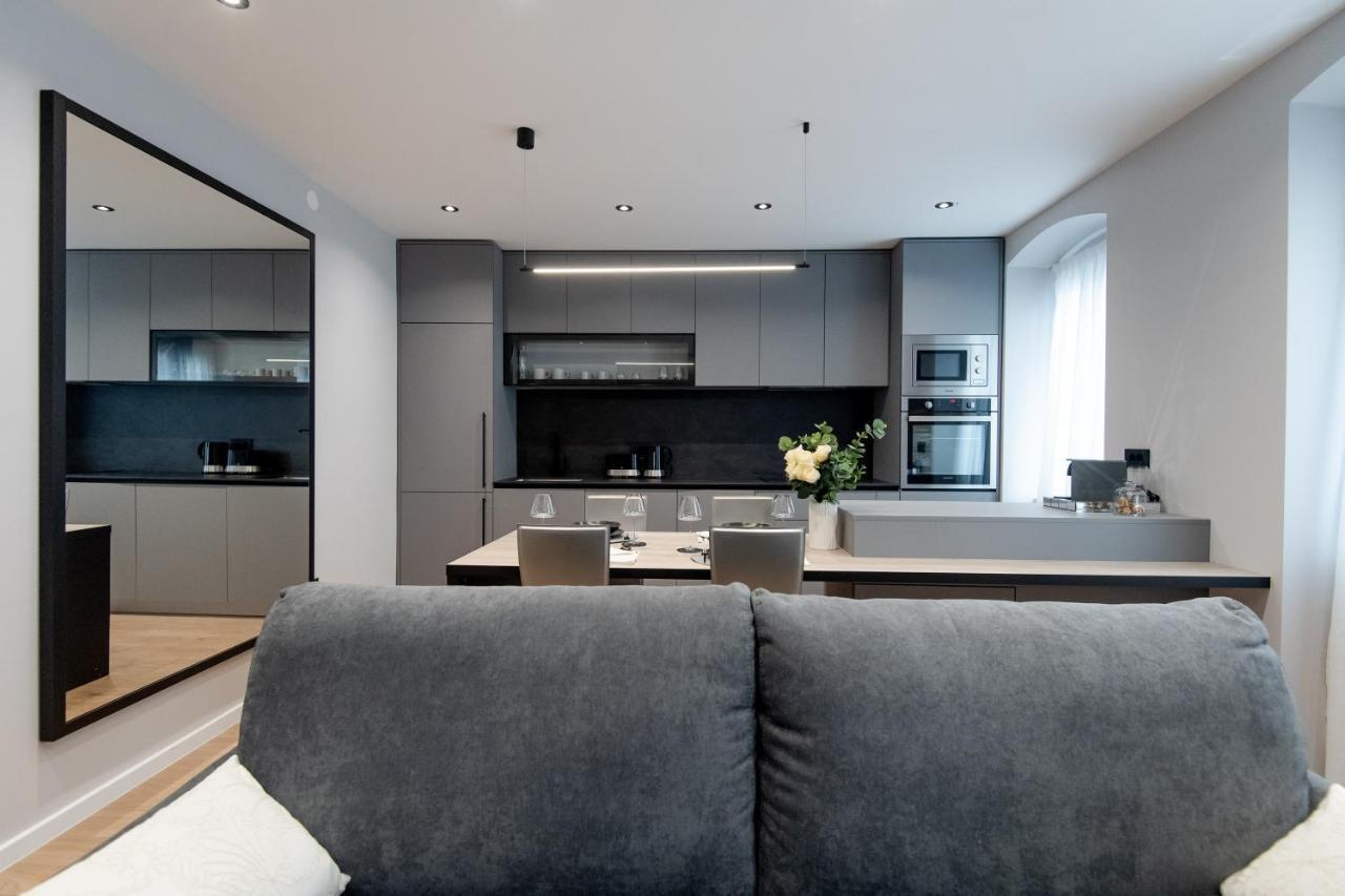 One&Only Luxury Apartment ซาดาร์ ภายนอก รูปภาพ