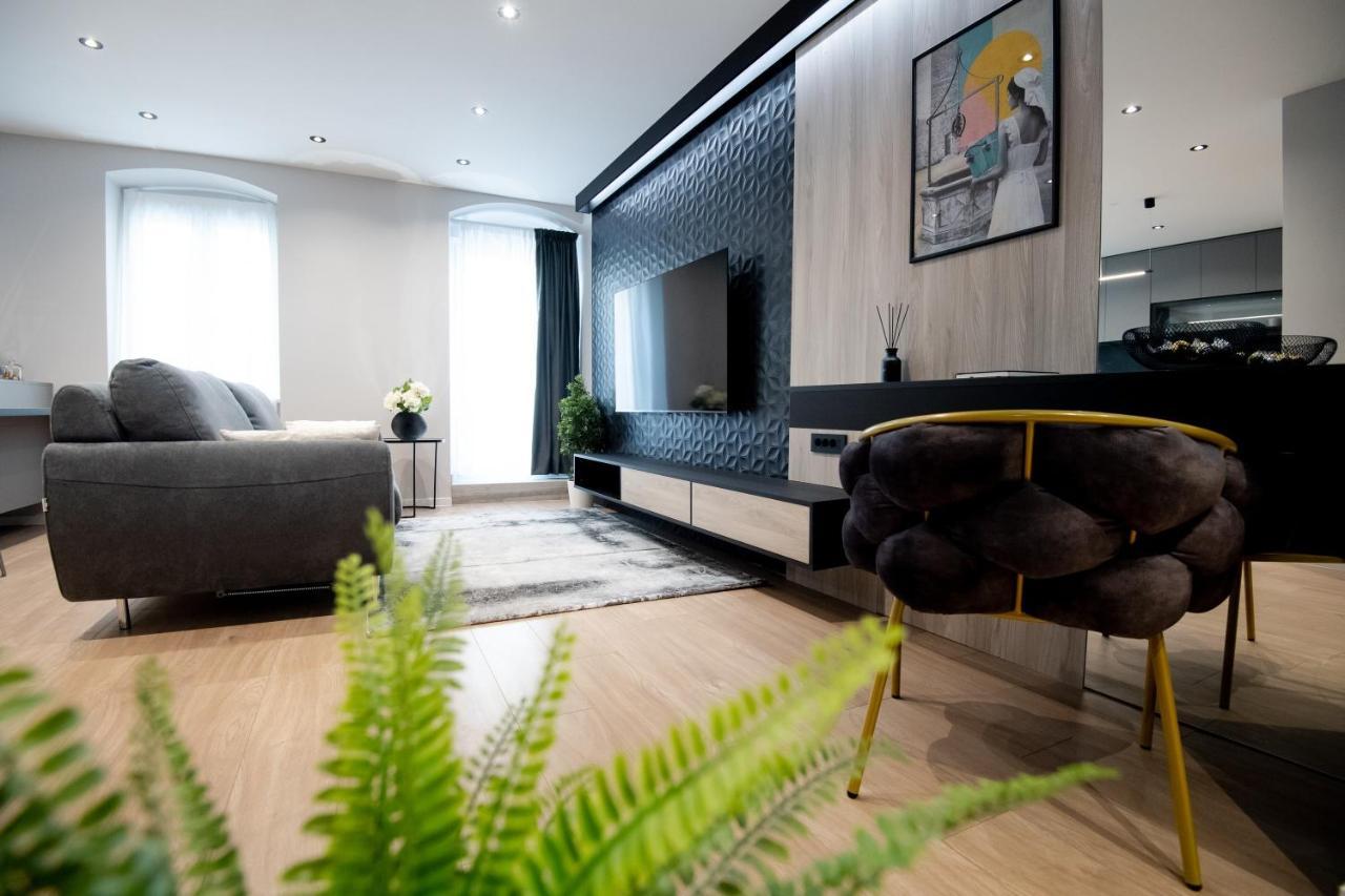 One&Only Luxury Apartment ซาดาร์ ภายนอก รูปภาพ