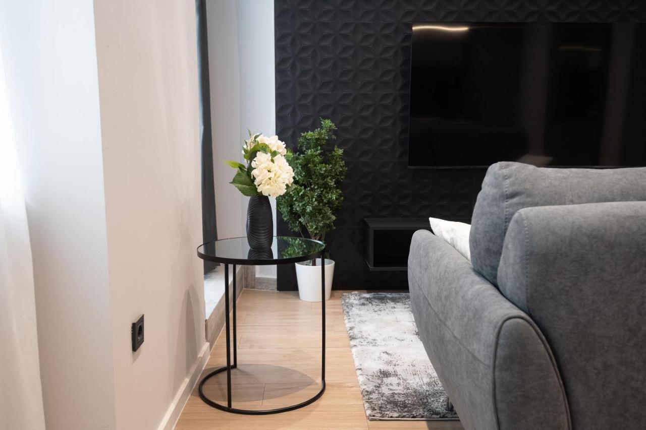 One&Only Luxury Apartment ซาดาร์ ภายนอก รูปภาพ