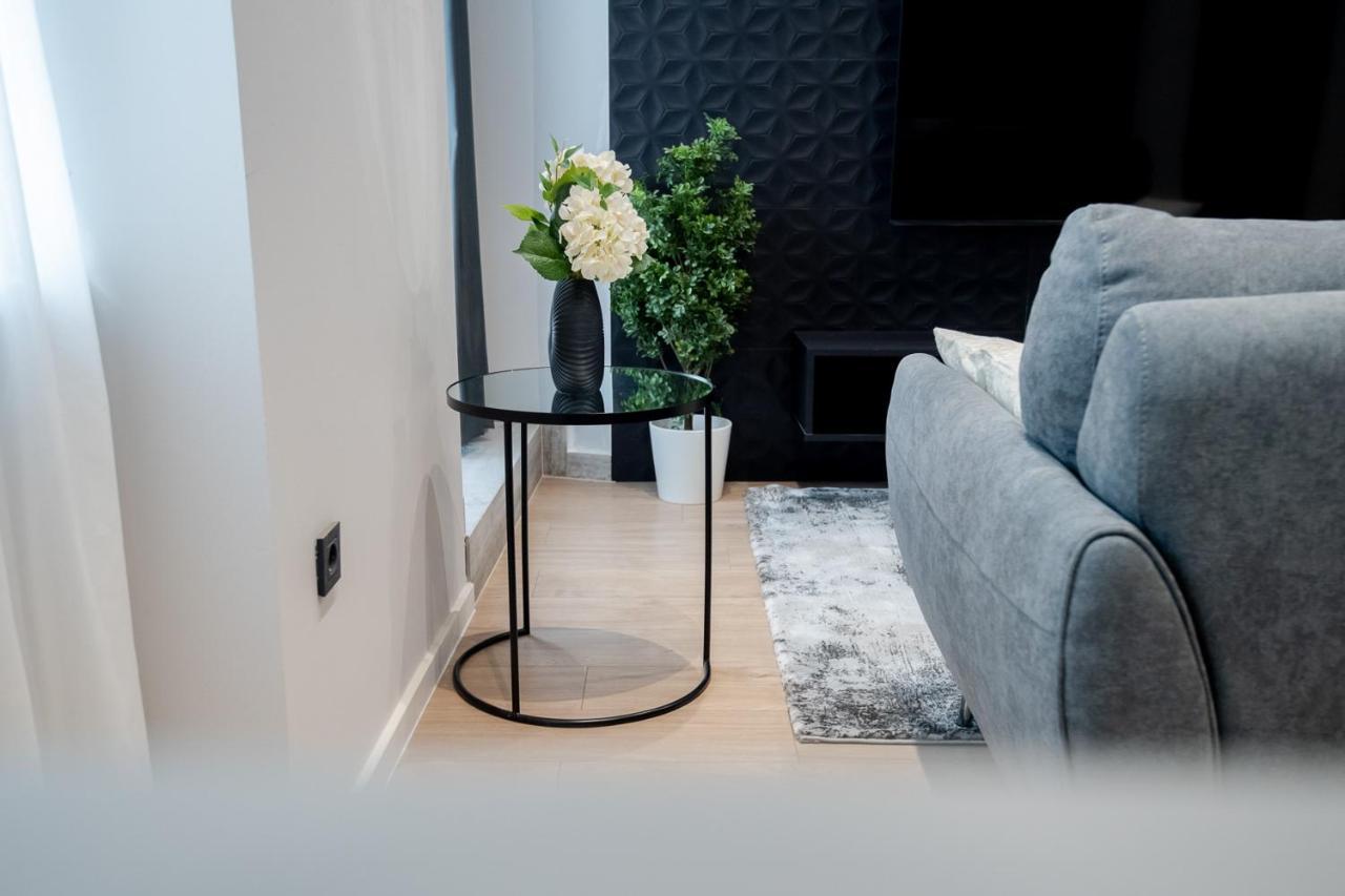 One&Only Luxury Apartment ซาดาร์ ภายนอก รูปภาพ